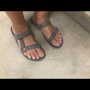 🔥Mens TEVA Sandles sz 12